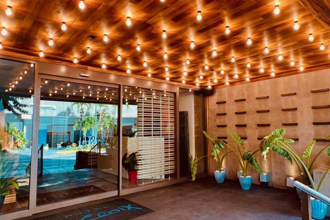 Waikiki Gateway Hotel Honolulu Bagian luar foto