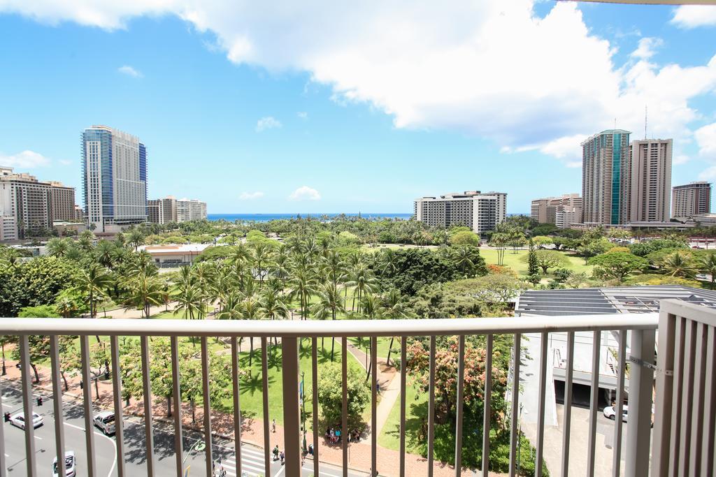 Waikiki Gateway Hotel Honolulu Bagian luar foto